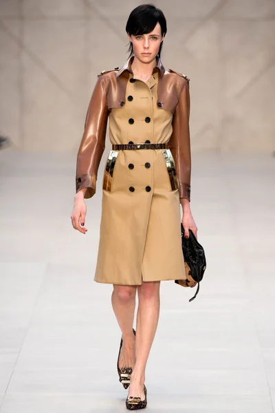 Look 1